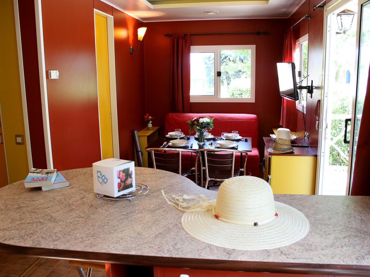 Camping Resort Les Champs Blancs Агде Екстериор снимка