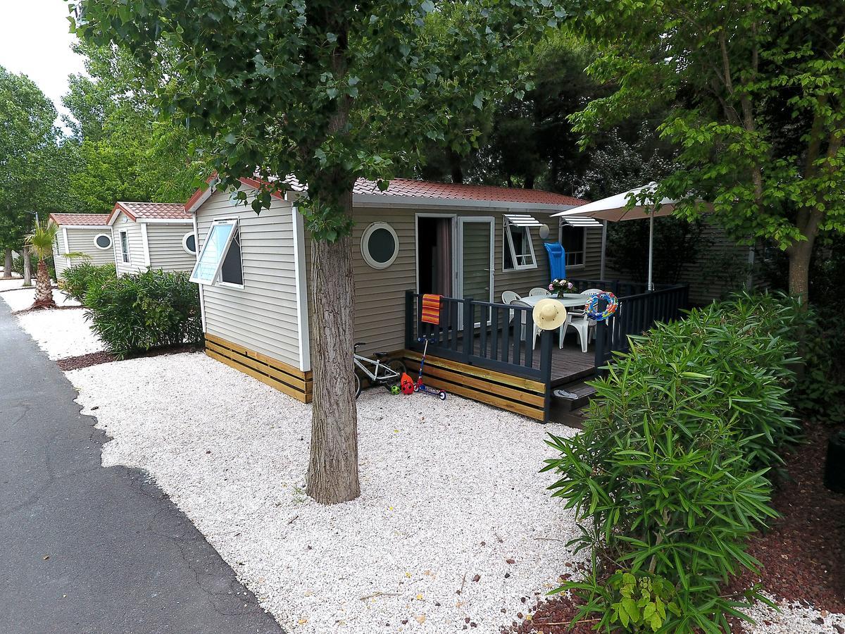 Camping Resort Les Champs Blancs Агде Екстериор снимка